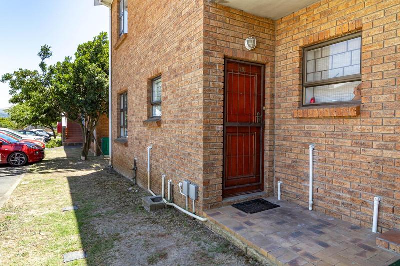 2 Bedroom Property for Sale in Sonstraal Heights Western Cape